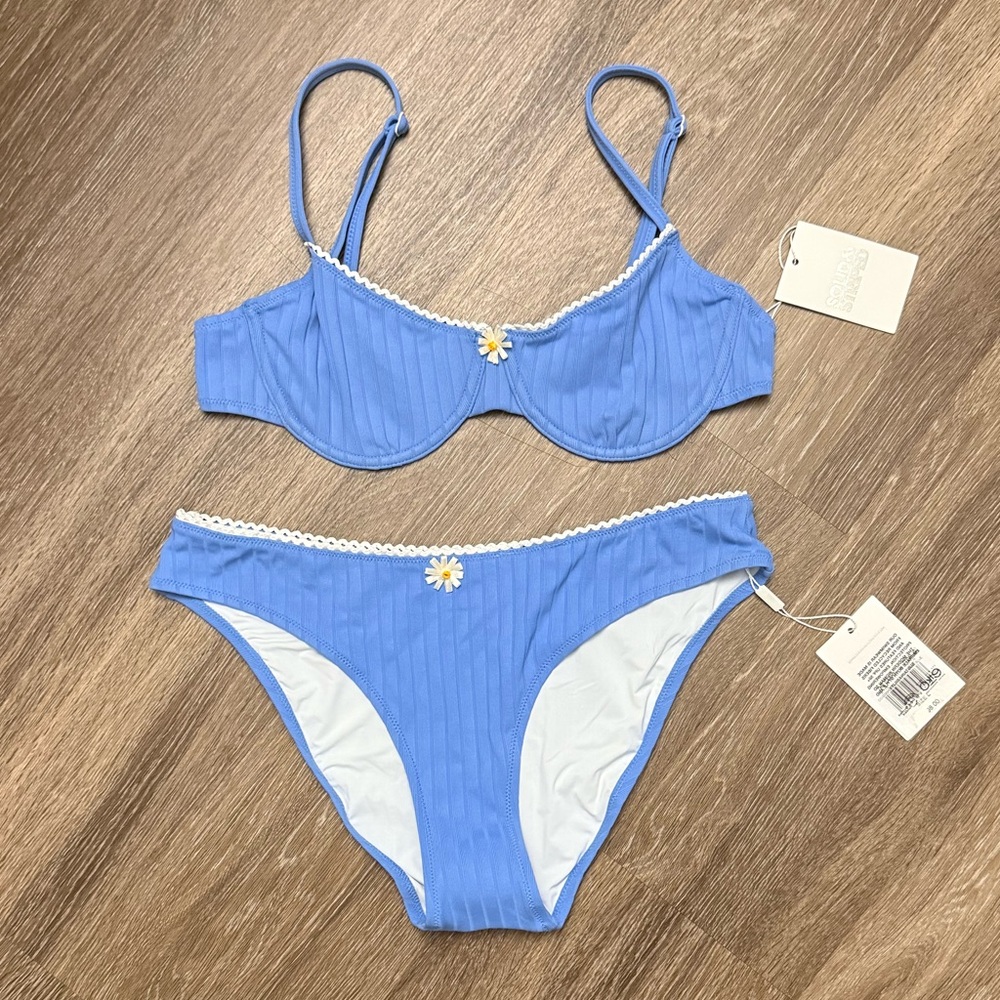 SOLID & STRIPED Daphne Bikini